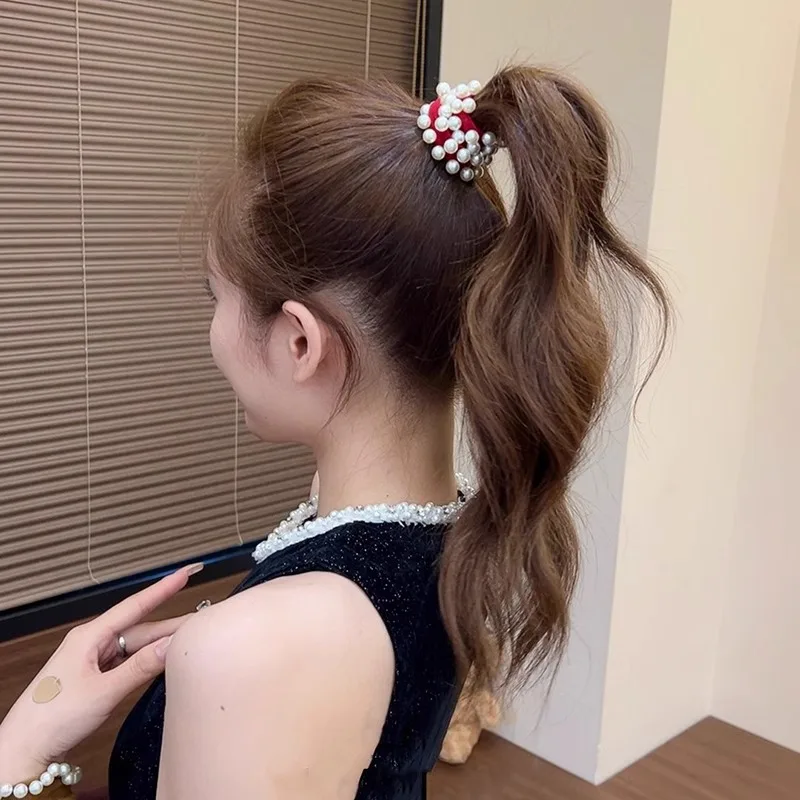 崩れにくいヘアアレ ンジは、本当にヘアゴムの選び方にある？