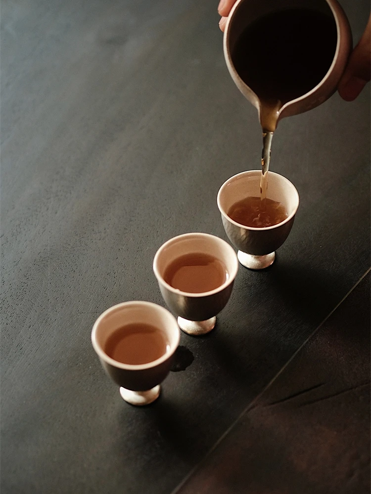 手作り小高脚杯：中国茶道具の定番としての陶器製品
