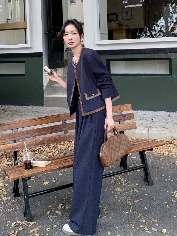 紺のtシャツをどうコーデする？春先の日常に合う、洗練された着こなしの鍵