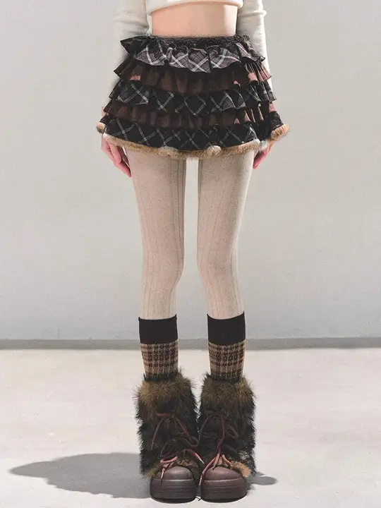 秋にぴったり！高腰ギンガムチェックのフレアスカート【シルエットを美しく見せる・ミニ丈】