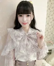 可愛いリボンプリントシャツ【甘いデザイン・春夏用】