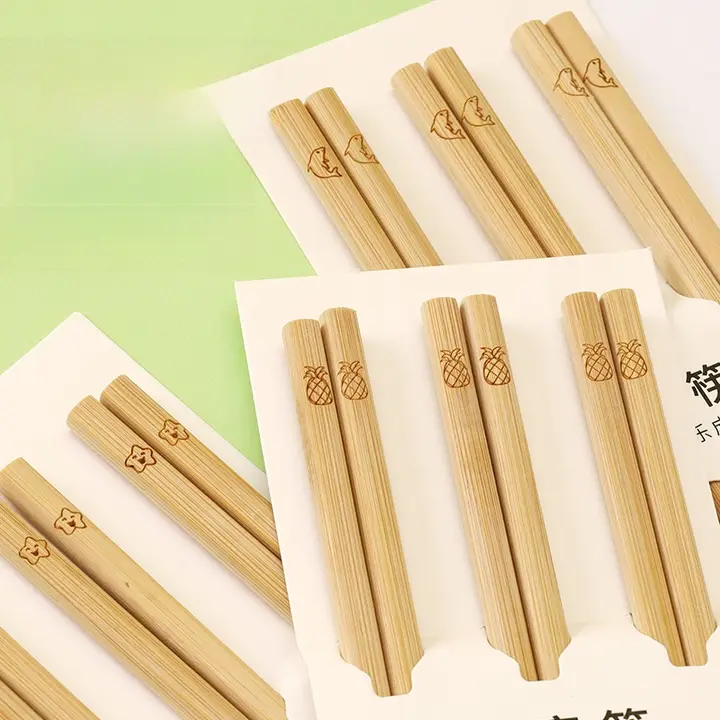 健康的な無漆無蜡の天然竹製訓練用短いお子様用箸【高温耐性・使いやすいデザイン】