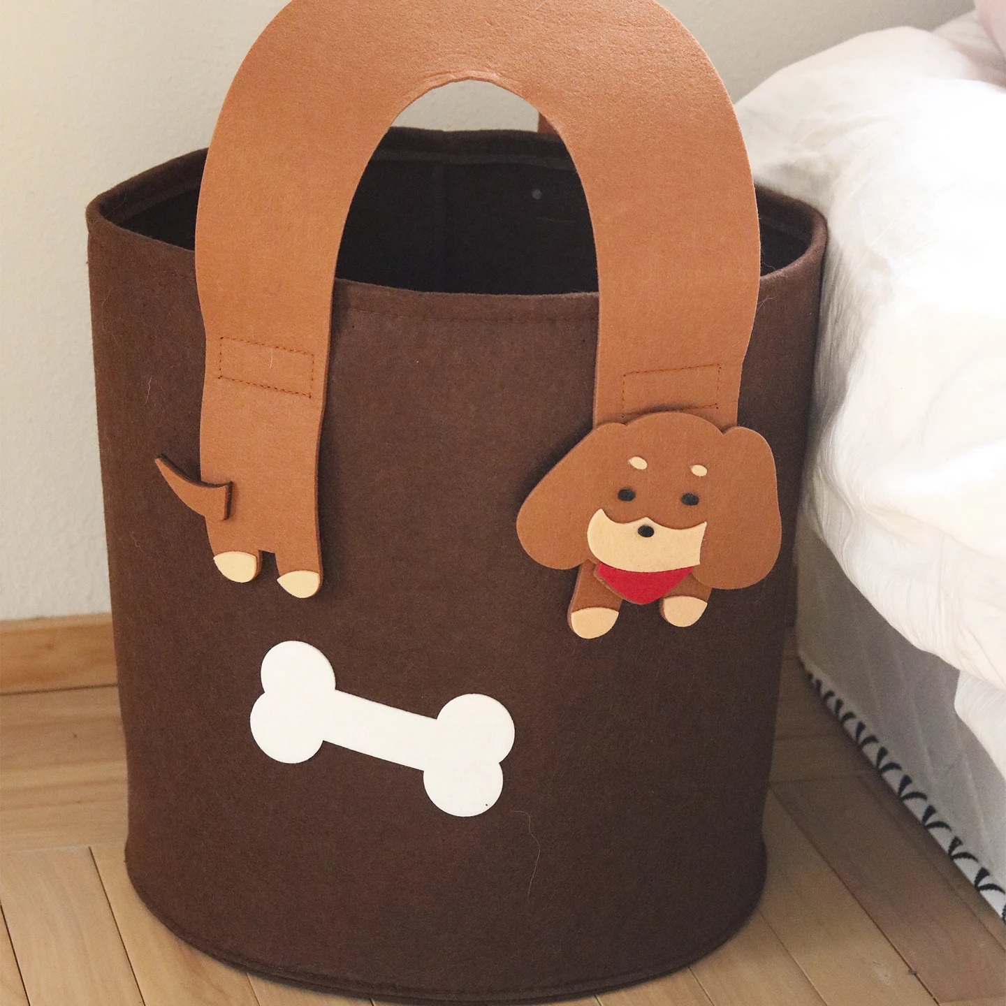 かわいい犬と猫デザインのランドリーバスケット 2段 スリム は収納に便利か