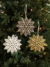 白金色の雪の結晶立体星形飾り【クリスマス装飾・場面設置用】