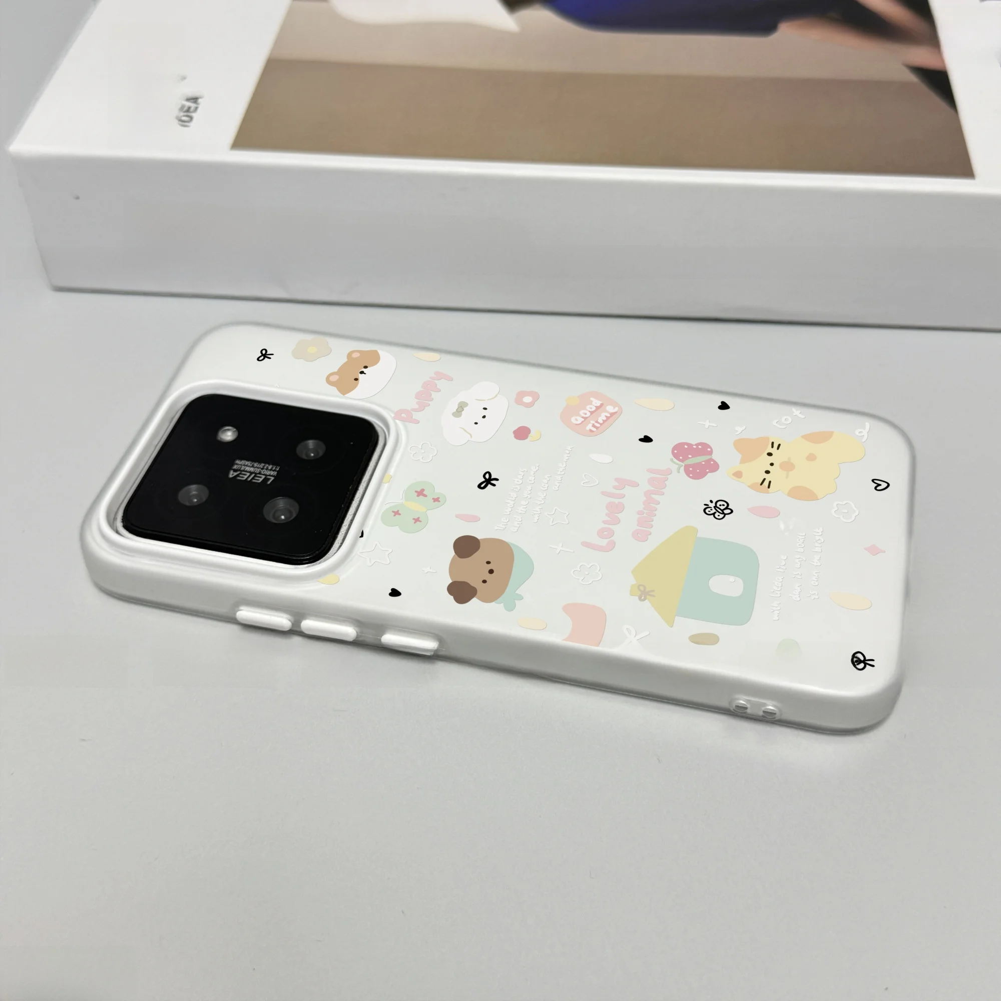 スマホケース 動物を選ぶべきか？それとも、シンプルなデザインが本当の選択肢なのか？