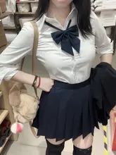夏用 スリムフィットショートスリーブシャツ【女子JK制服風・ホワイト・カジュアル】