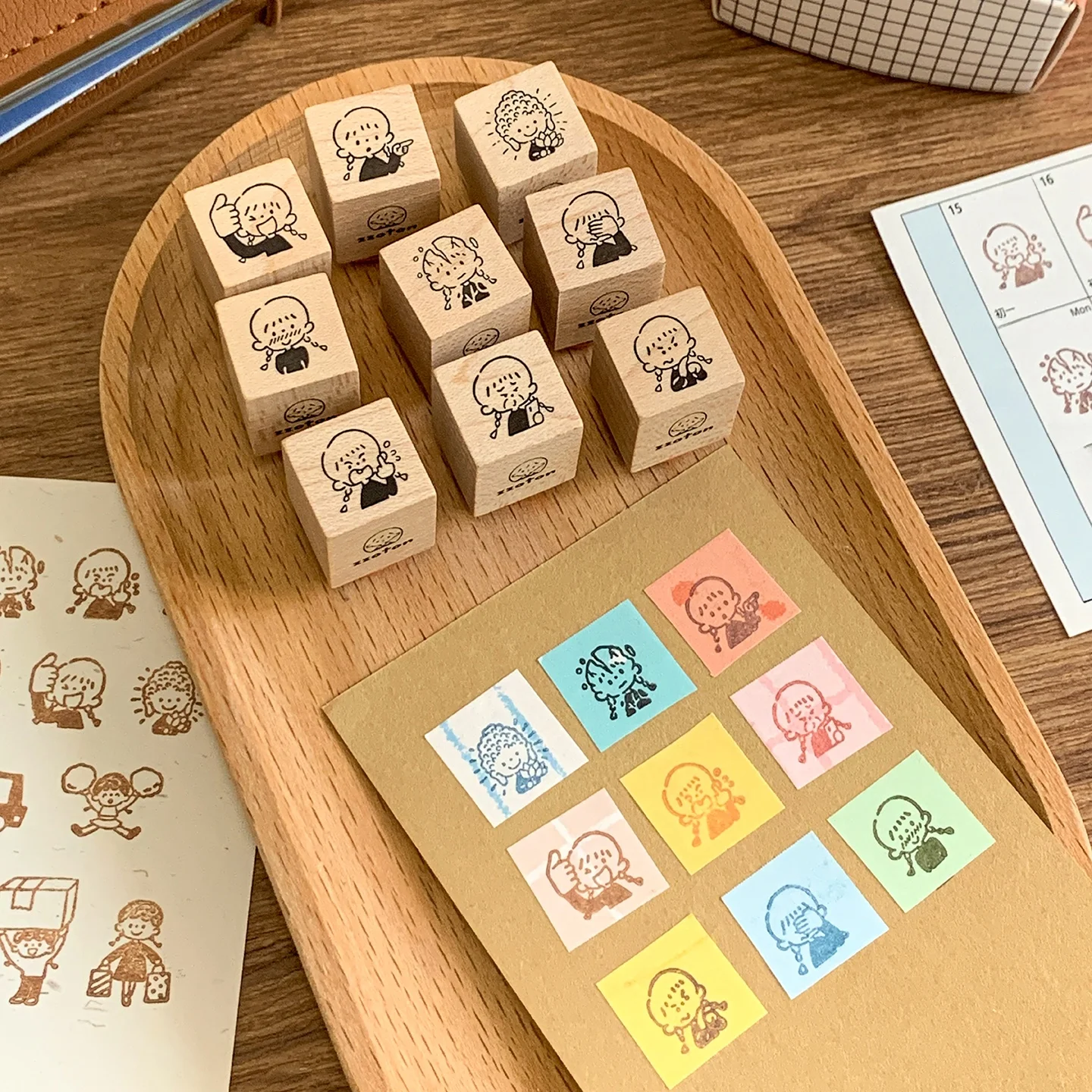 おたまじゃくしの顔とかめの顔、どちらが本当の「かわいさ」なのか？木製スタンプで答えを出す