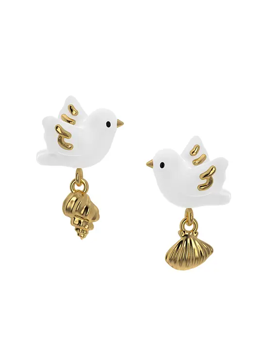 白金の貝殻イヤリング【海風飛鸽シリーズ・個性的なデザイン・海螺モチーフ】