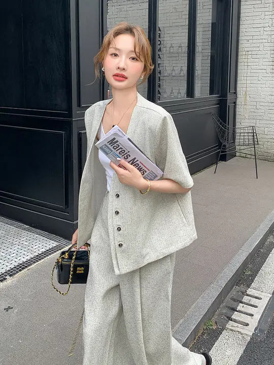 感のあるカーディガンとワイドパンツ【ミディアムグレー・カジュアルファッション・夏使用】（セットアップ対応）