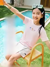 速乾タイプの女の子用Tシャツ【通気性・ラウンドネック・夏用・ショートスリーブ】