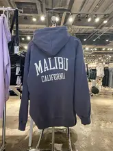 MALIBU刺繍入りフード付きジップアップパーカー【秋用・ゆったりサイズ】