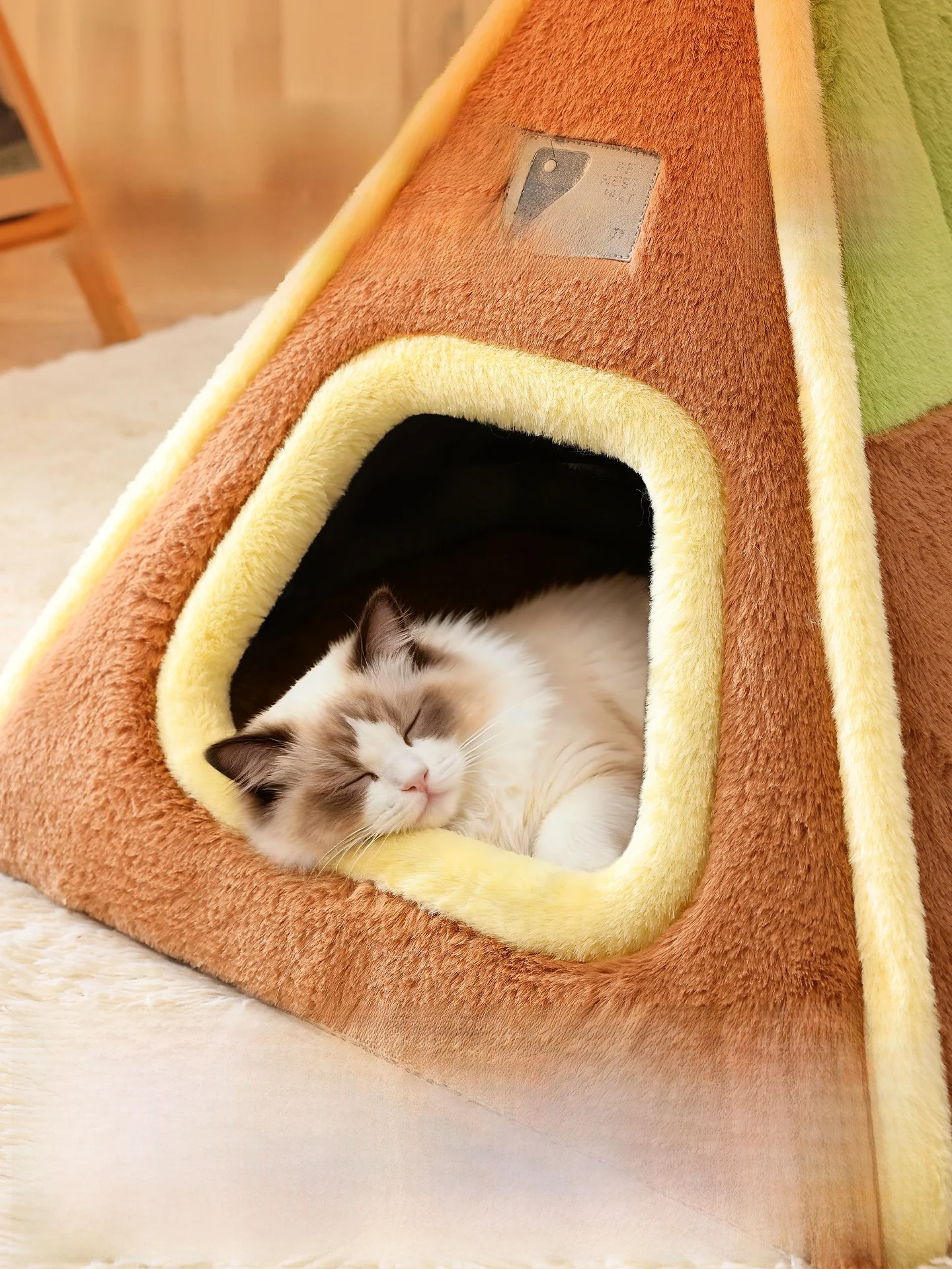 冬用厚手猫テントハウス：半封閉式で小型犬も安心に使える防風保温設計