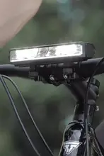 高輝度自転車用USB充電前照灯【防水・夜間用・山地サイクリング対応】