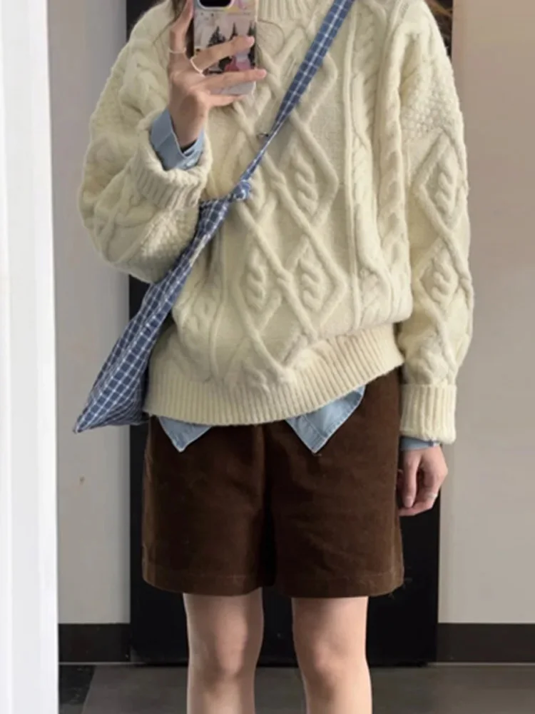 カジュアルパンツ レディースで迷ったら、クロップドパンツ レディースは選ばない？
