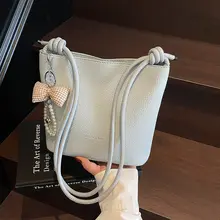 ソフトレザー製 バケツバッグ【通勤用・ショルダーバッグ・ひも付き】