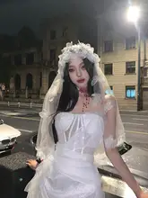 ゴシックスタイルのハロウィンコスチューム用レースヘッドアクセサリー【蝶モチーフ・女性用・白いベール】