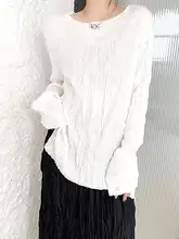 トレンドのデザイン！圧縮プリーツ加工ラウンドネックTシャツ【ゆったりした長袖・ファッション】