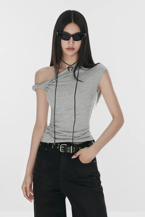 花柄グレーの斜め肩口ねじりTシャツ【女性用・ウエストシェイプ・夏用】