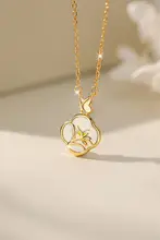 天然和田玉のシルバーネックレス【女性用・ロックボーンチェーン・玉のペンダント】