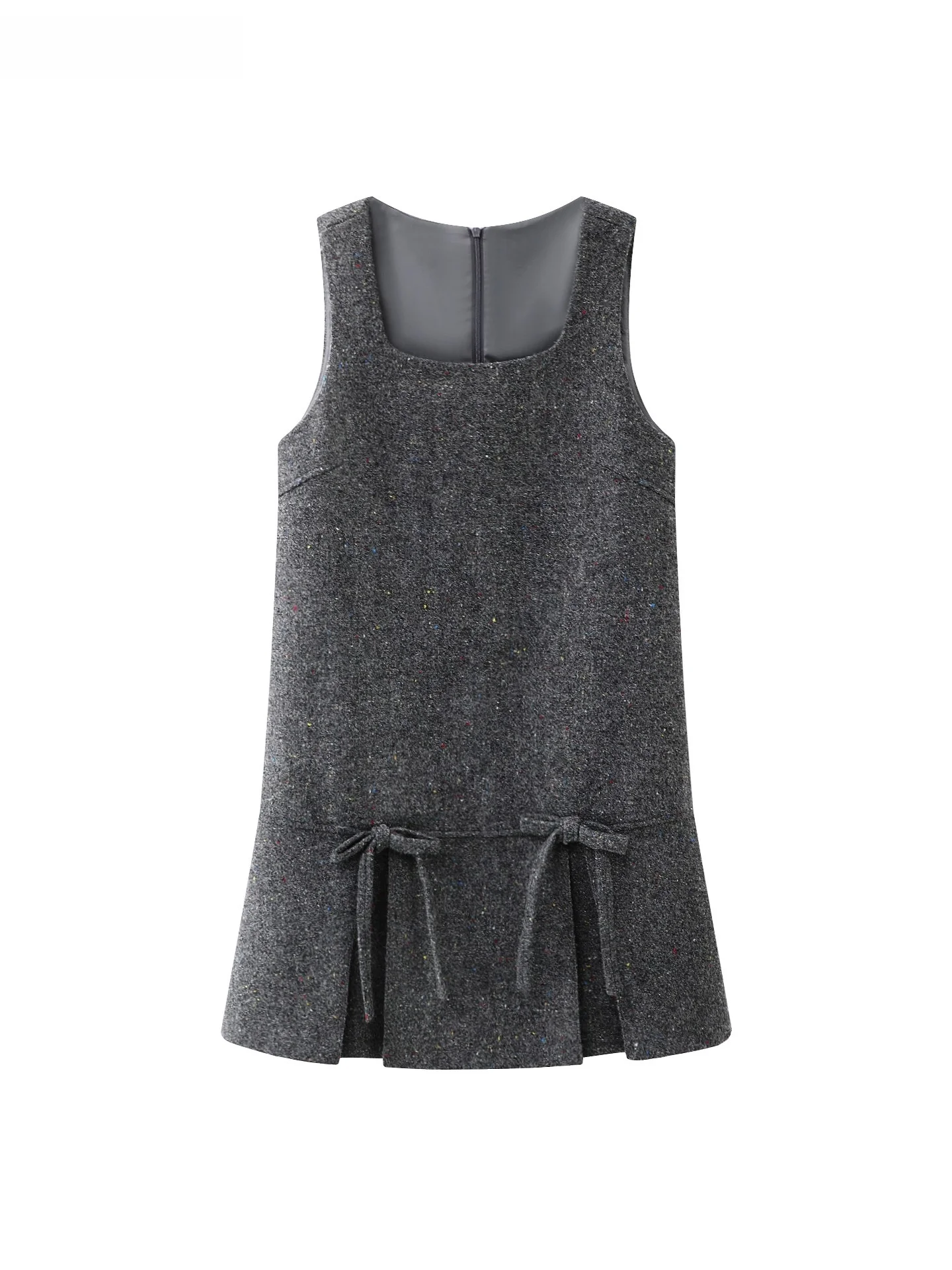 12度の服装と10度の服装、どちらが女性の日常に最適なのか？