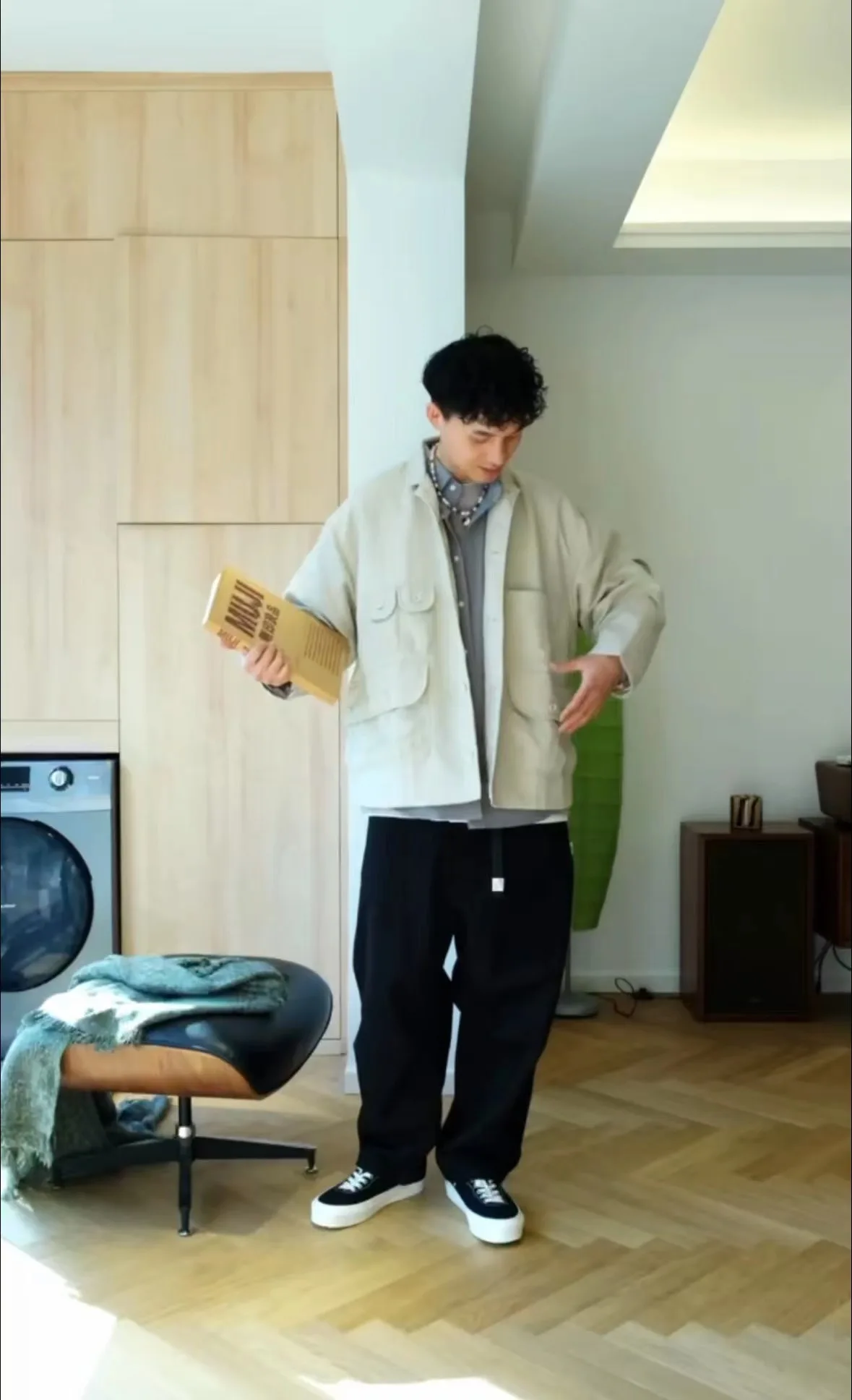 40代のキャンプファッションで迷うなら、この1アイテムが救う理由は？