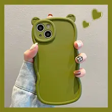 iPhone 14用 スマホケース【オリーブグリーン・シンプルデザイン・ソフトシリコン・衝撃吸収】