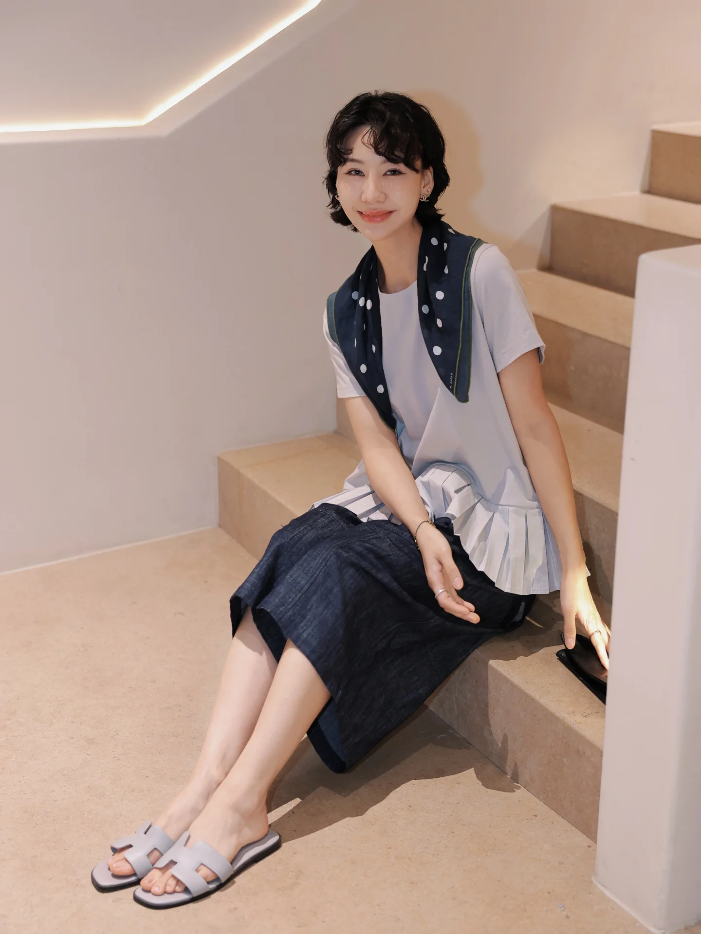 2026年、モダンでスタイリッシュな夏の1着は「ノスタルジックなフラワー柄のニットTシャツ」を選ぶべき？