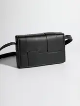 高級感あるメンズショルダーバッグ【カジュアル・斜め掛け・小型】