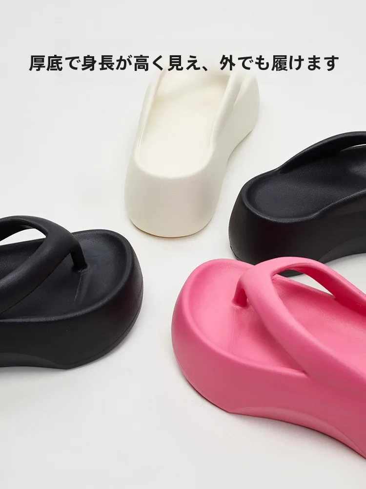 厚底ビーチサンダル：高跟6cmの滑り止め設計が足への負担を軽減