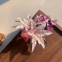 手作りの燭花百合ヘアクリップ【和風・レトロスタイル・髪飾り】