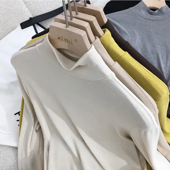 極上の柔らかさの肌触り！ハイネック長袖Tシャツ【シンプルデザイン・吸湿発熱・ストレッチ素材】