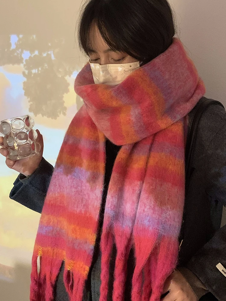 冷感スカーフとは何か：高級感ある冬用スカーフの実際の機能と使用シーン