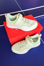 Li Ning（李宁）子供用プロフェッショナル卓球シューズ【男女兼用・マジックテープ・通気性・滑り止め】