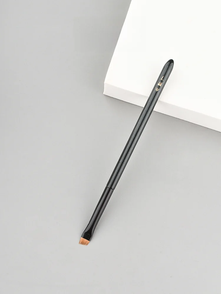 小胖丁K104アイライナー用ブラシ：極細・斜角型で眉のラインを精密に描く