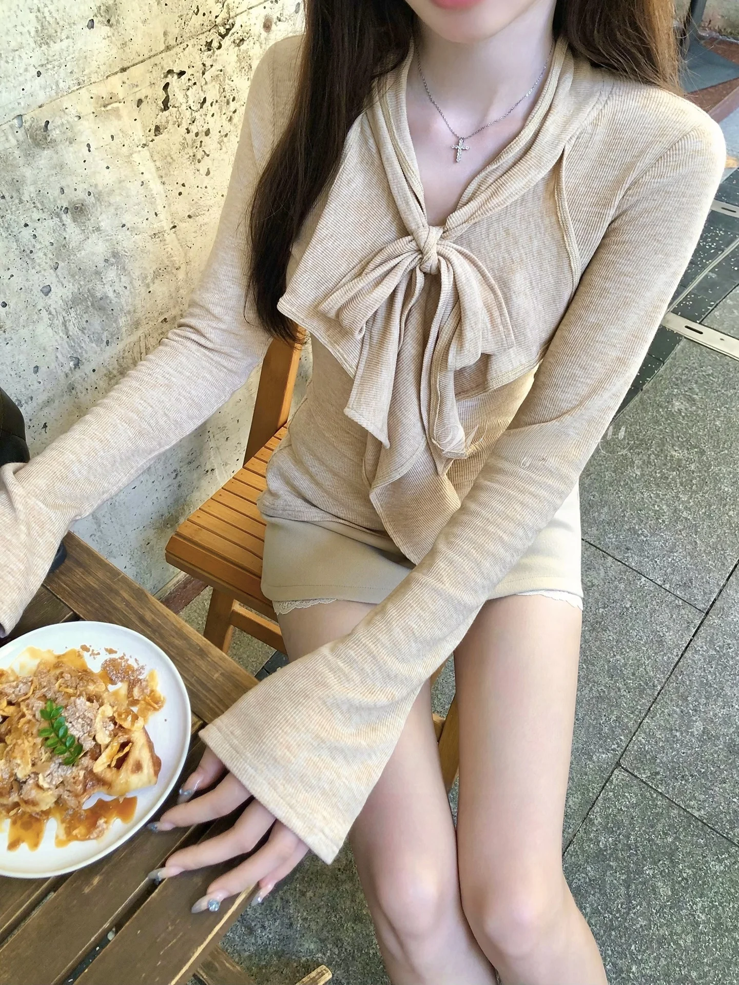 ぽっちゃりさんでも「きれいめ」に見えるコーデは、どうやって着るの？