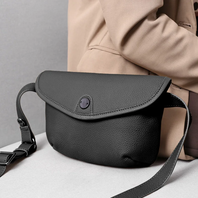 真皮製 ヴィンテージ風 ショルダーバッグ：斜めがけ ショルダー と 肩がこらない バッグの実用性を検証