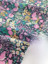 DIY手作り服用生地【極上の柔らかさ・光沢のある夜花柄・長繊維コットン】