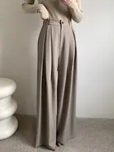 高級感あるプリーツデザインのパンツ【シンプル・秋用・ゆったり】