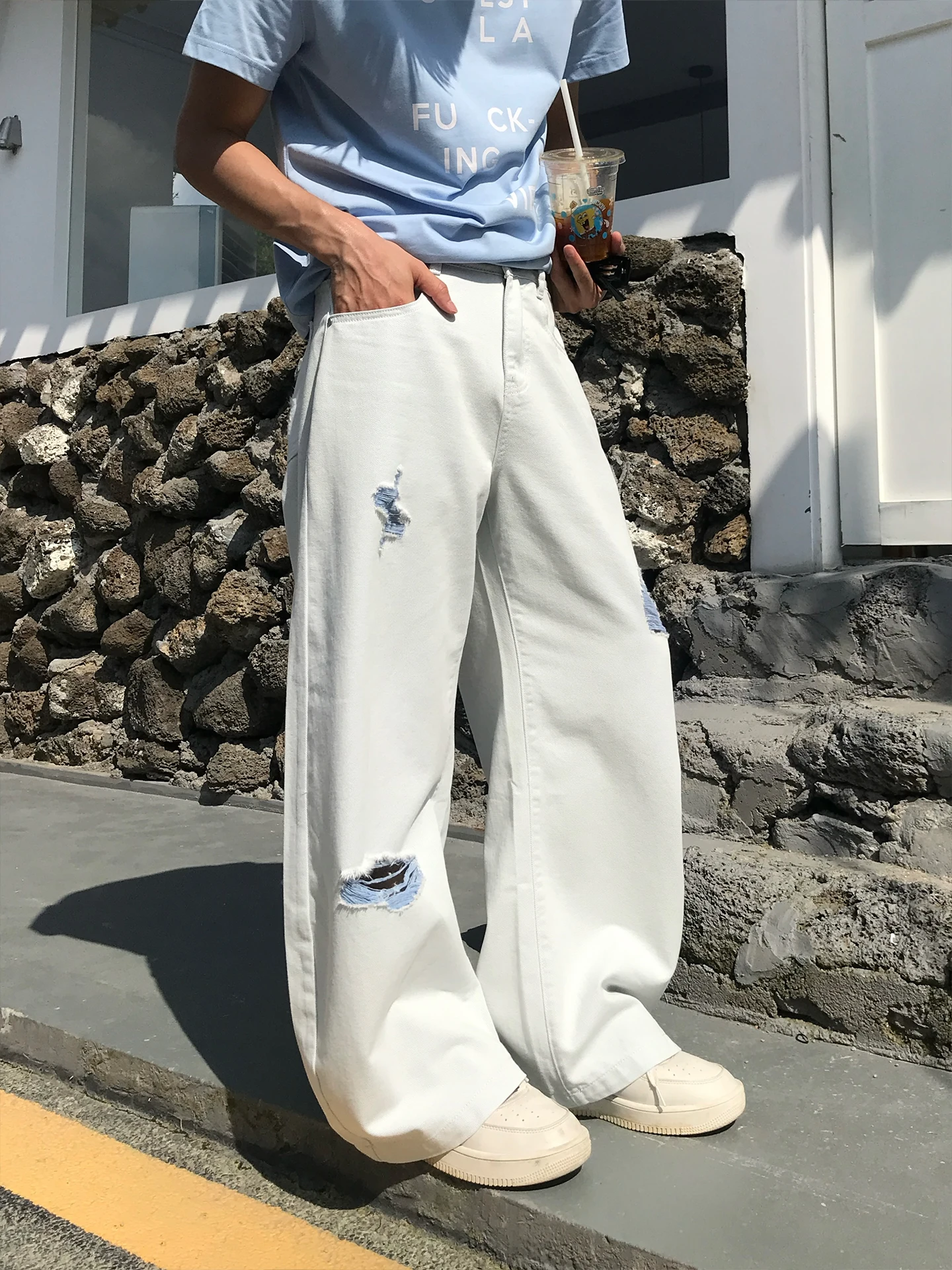 ライトデニムを選ぶときに迷う？その本質的な違いとは？