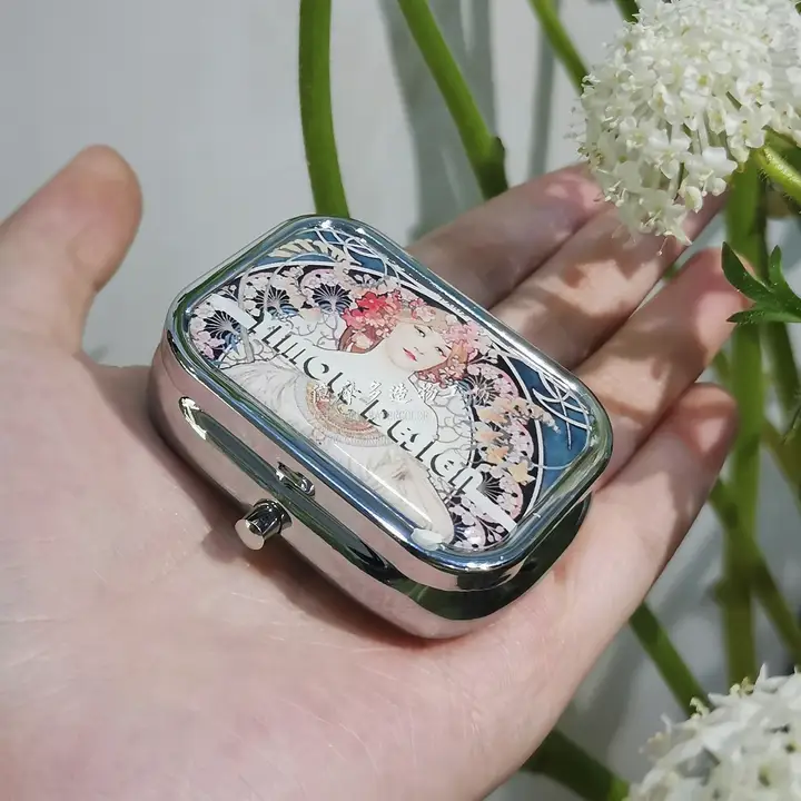 高級感溢れる水彩分装鉄盒ミニ携帯絵具パレット【24色・手帳用】