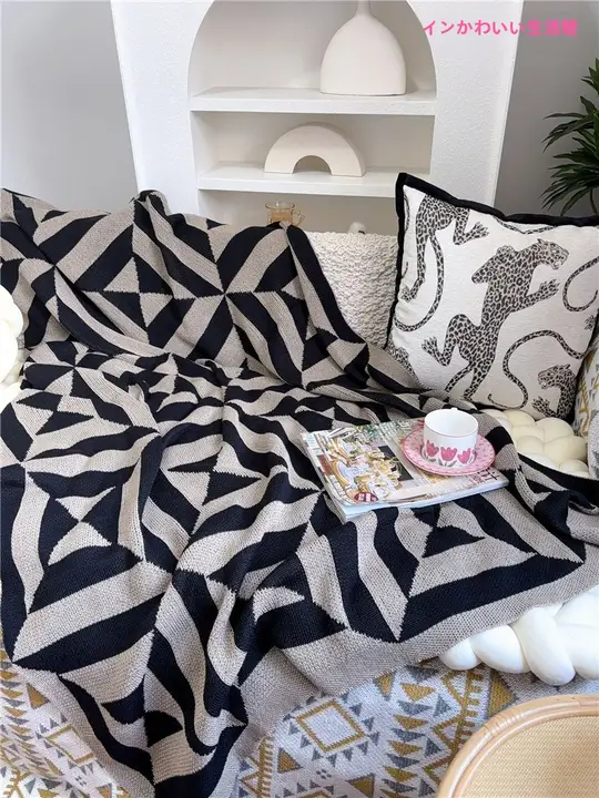 北欧風 チェック柄 ショール【極上の柔らかさ・季節兼用・ソファやベッドに最適】