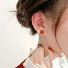 レッドクローバー・ピアス【デイリースタイル・925シルバー製・アレルギー対応】
