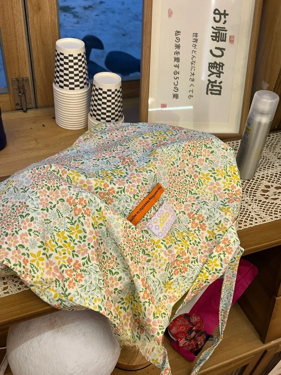 1000円プレゼントで使える夏のリュックは？花柄の布製ショルダーバッグがおすすめ！