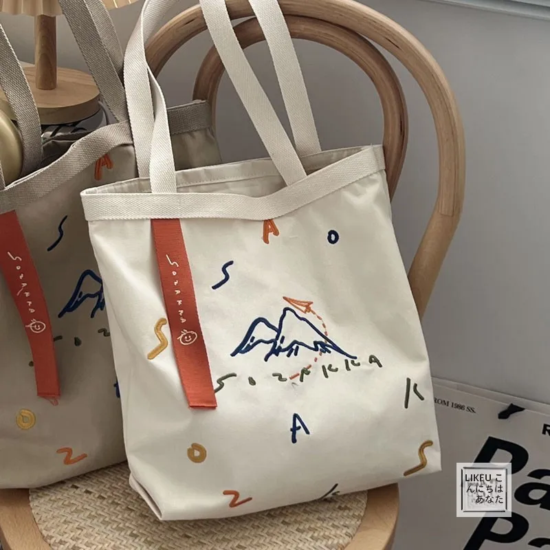 1泊2日旅行に使える軽いトートバッグはどれがおすすめ？