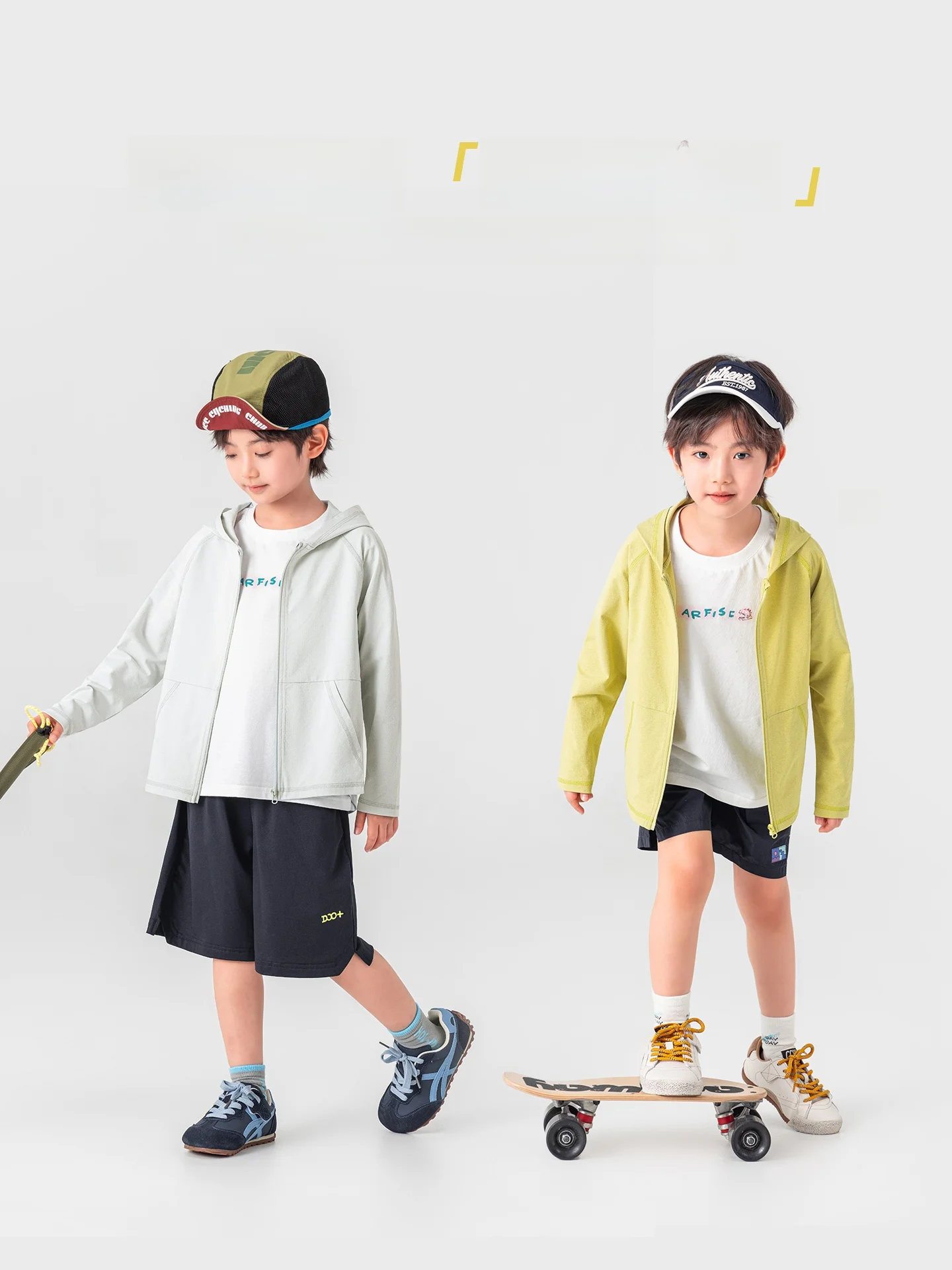 男の子用軽量ひんやりジャケット：気温20度のピクニックや夏の外出に最適な選択