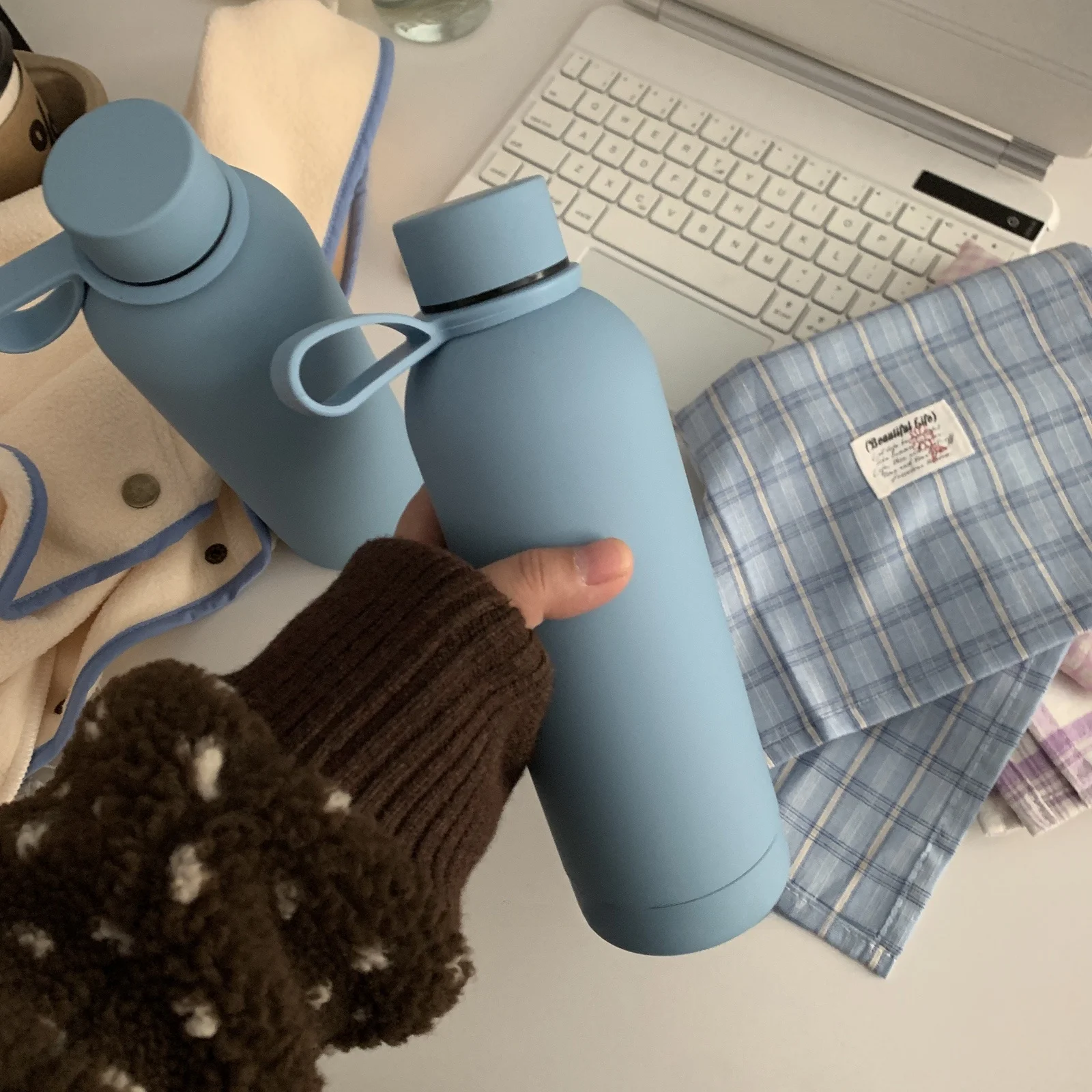 ステンレス製保冷水筒 500ml：子供向け通学・旅行での実用性と保冷性能