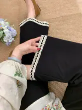 黒の花柄カジュアルパンツ【高腰・細見え・ストレートスタイル】（セットアップ対応）