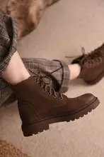 レトロイギリス風マーチンブーツ【女性用・冬用・内側ボア・ショートブーツ】