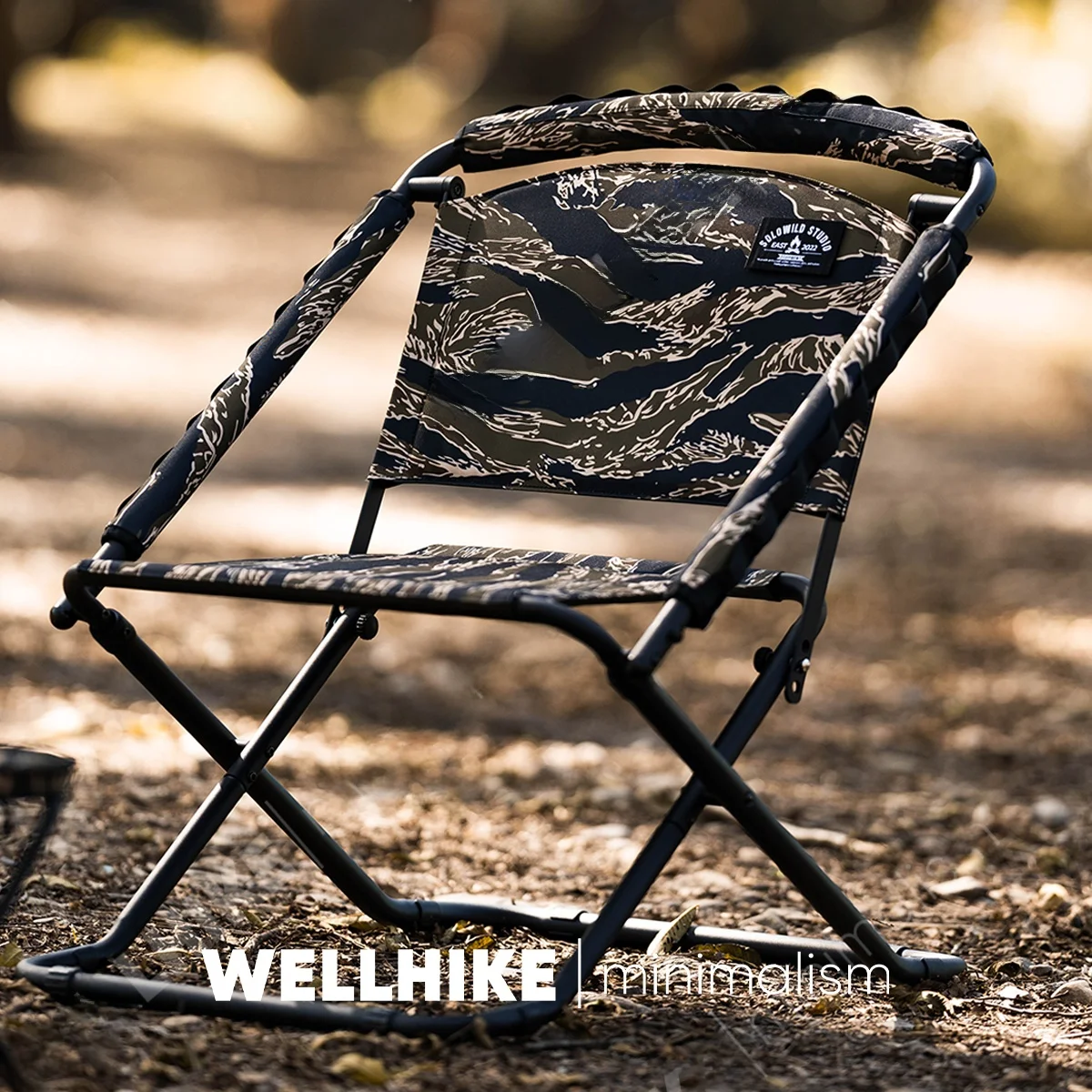 WELLHIKE 折りたたみチェア：ダブルサ  イド・高低調節でキャンプ・フィッシングに最適な実用性