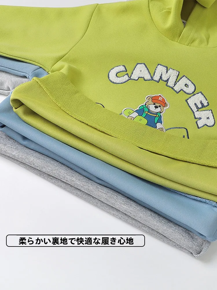 子供用フード付きパーカー：クマデザインで春秋に最適なカジュアルスタイル